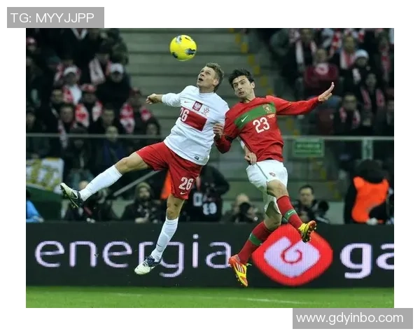 足球泽科的传奇之路：从青涩少年到世界顶级前锋的成长历程